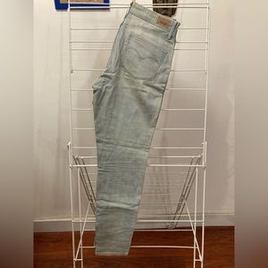 Levi’s Hi Rise Skinny Jeans Light Wash